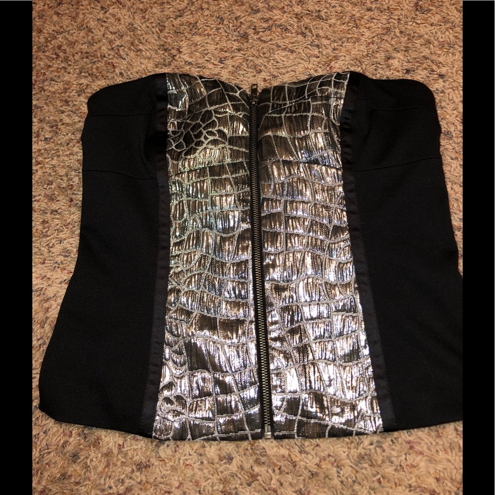 Sexy strapless metallic silver top